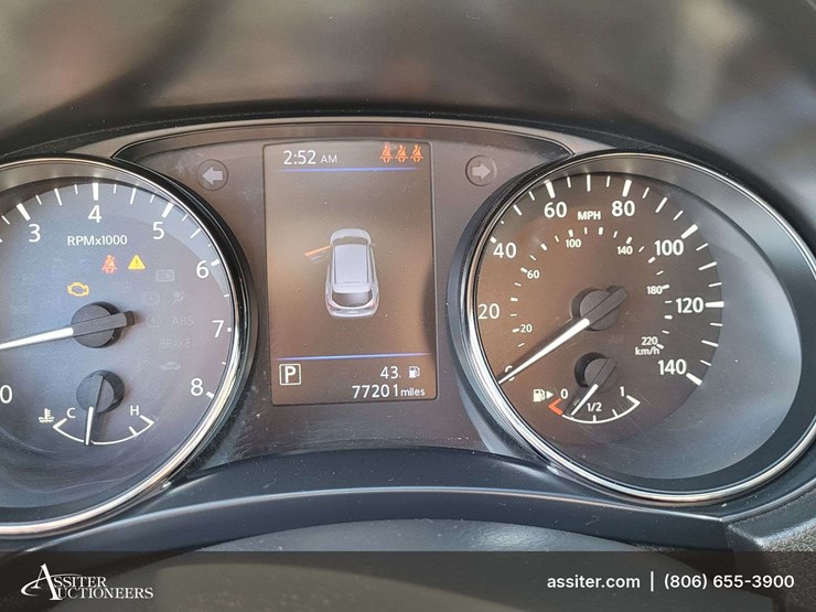 2020-nissan-rogue-image-17