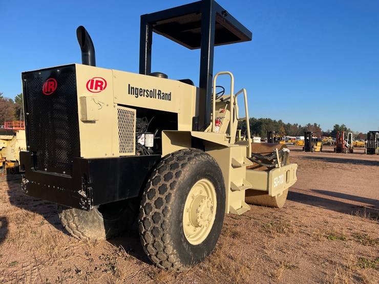 #1953-•-ingersoll-rand-sd-70-single-drum-roller-image-5