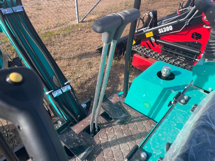 #1981-•-cfg-h16r-mini-excavator-image-16