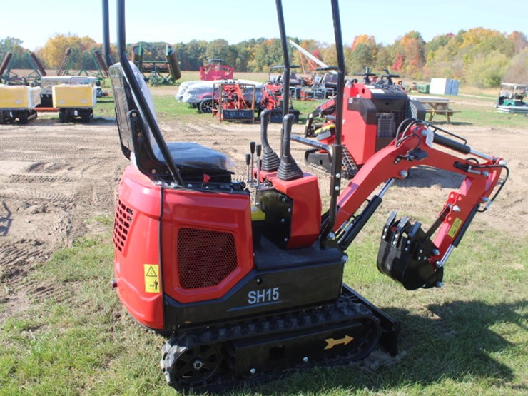 #573-•-sh15-mini-excavator-image-1