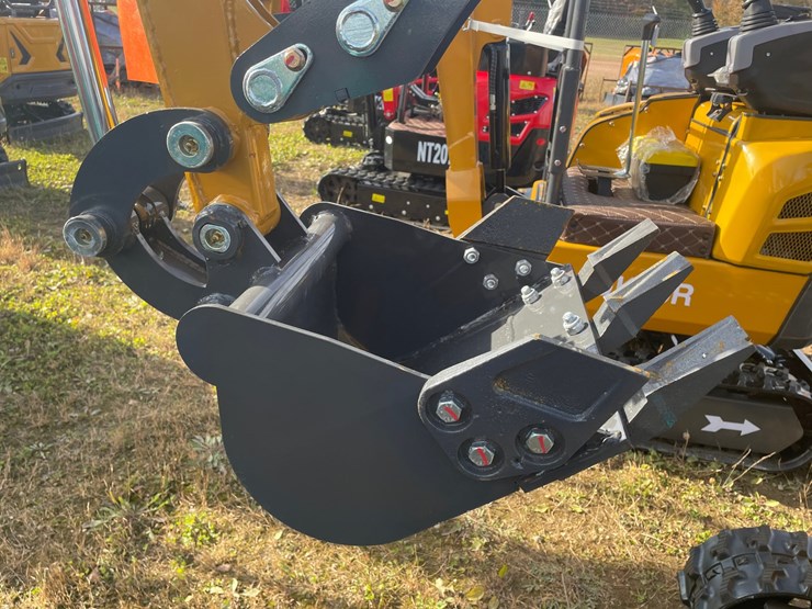 #3228-•-2026-cfg-qk20r-mini-excavator-image-10