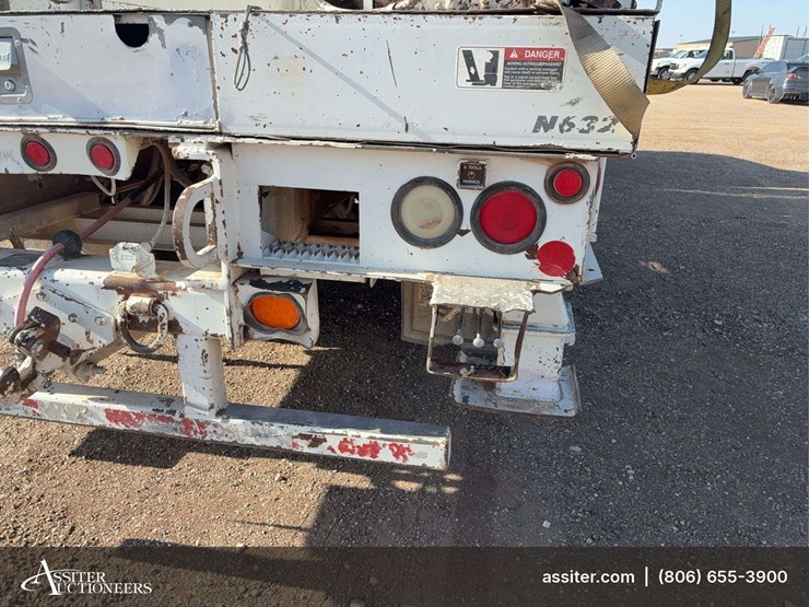 2009-international-workstar-7400-image-13