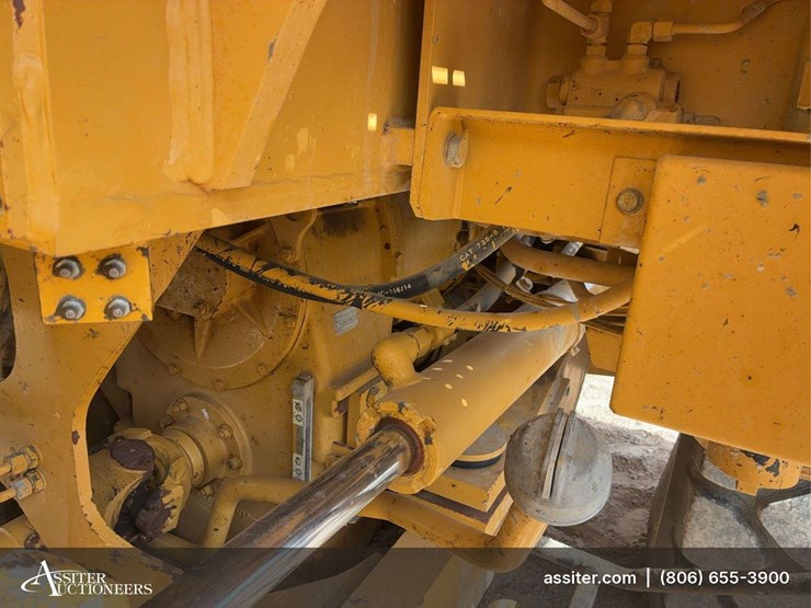 2003-caterpillar-966g-wheel-loader-image-13