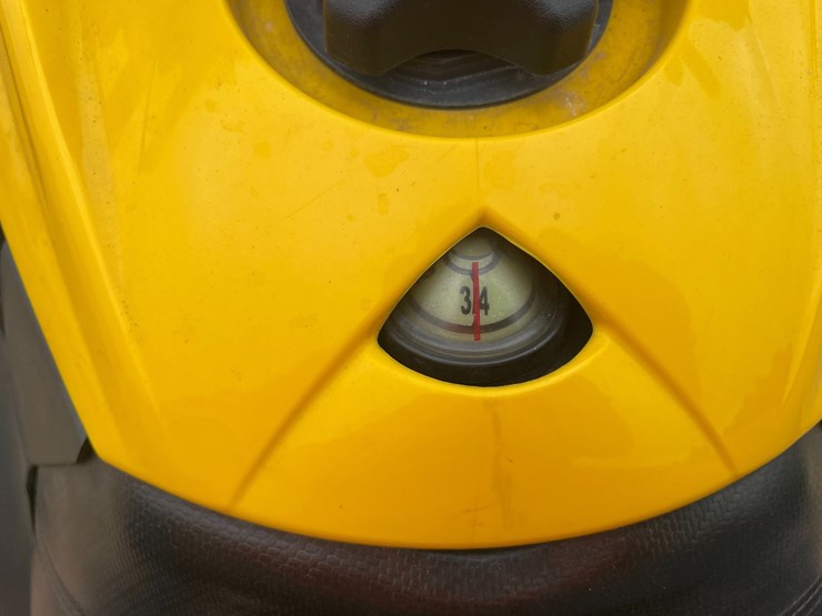 #1053-•-2004-mxz-500ss-ski-doo-snowmobile-(has-current-reg.-card)-image-41