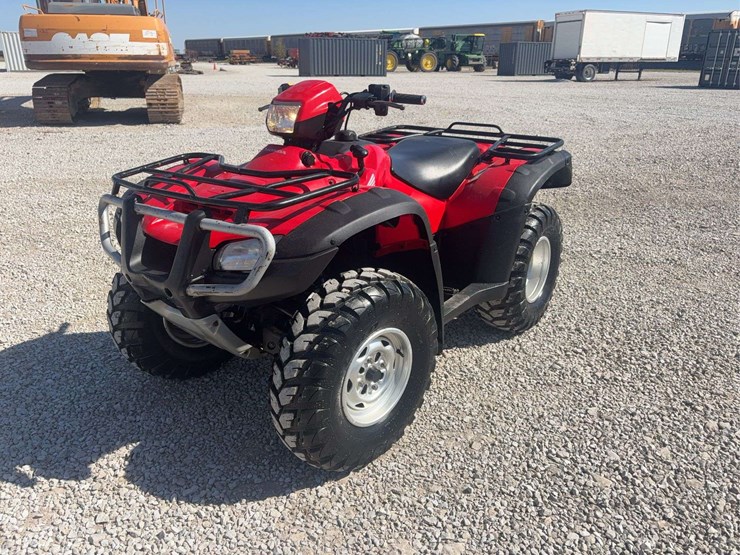 hoda-foreman-fourwheeler,-4wd,-automatic-transmission,-12,420-miles,-1,505-hours-image-1