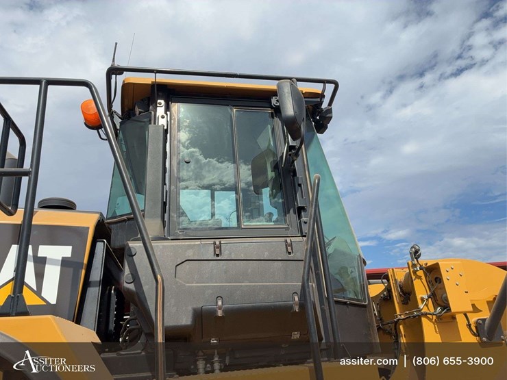 2012-caterpillar-950k-image-8