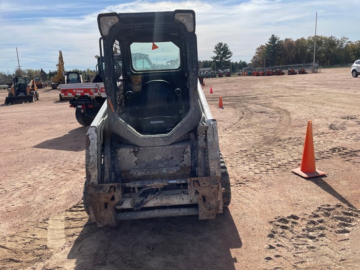 #1075-•-2017-bobcat-t450-tracked-skid-steer-image-2