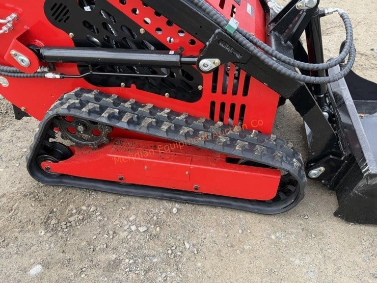 2026-sd-lanch-ssl60-mini-track-loader-image-7