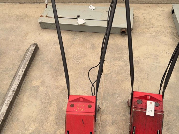 2020-tbd-inc-shingle-hog,-pneumatic,-comes-with-parts-machine,-s/n--2287-image-5
