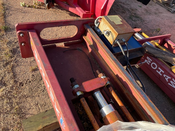 #3743-•-mohawk-heavy-equipment-(2)-post-lift-image-17