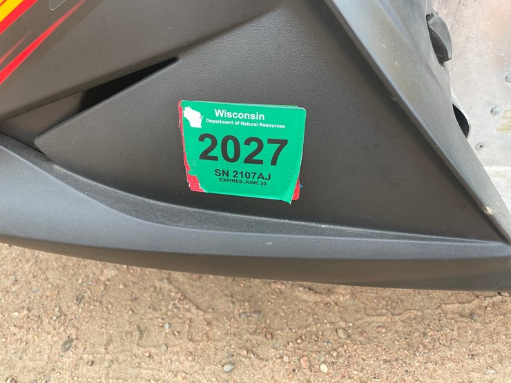 #1053-•-2004-mxz-500ss-ski-doo-snowmobile-(has-current-reg.-card)-image-45