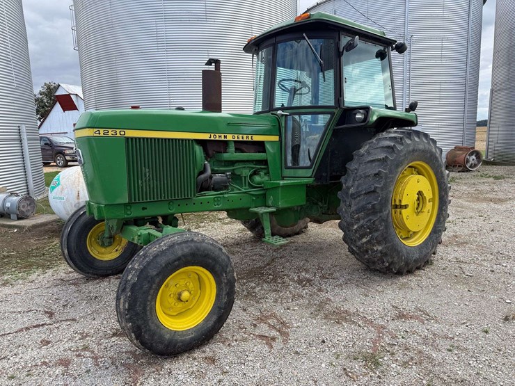 1977-john-deere-4230-tractor,-5,651-hours,-540-and-small-1000pto,-2-remotes,-18.4x34,-outside-rear-wheel-weights,-quad-range,-s/n--4230h039245r-image-2