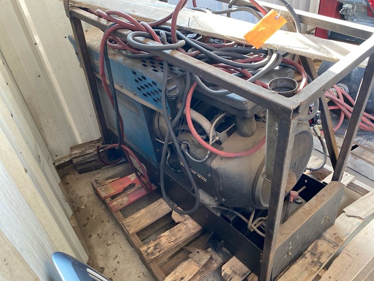 #6986-•-miller-bobcat-225g-welder-generator-with-onan-performer-16-xsl-engine-image-5