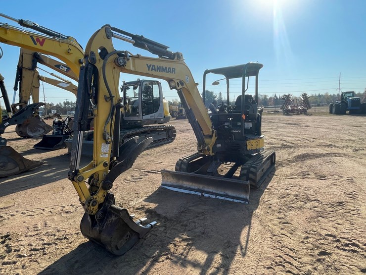 #1900-•-yanmar-vio-35-mini-backhoe-image-38
