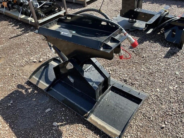 2026-giyi-42in-smow-blade-for-stand-up-skid-steer-image-2