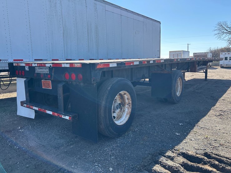 #6915-•-2010-transcraft-tl-2000h-48'-flatbed-trailer-(wi-title-in-delay)-image-3