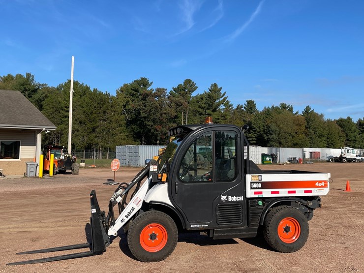 #1850-•-2019-bobcat-toolcat-5600-image-2