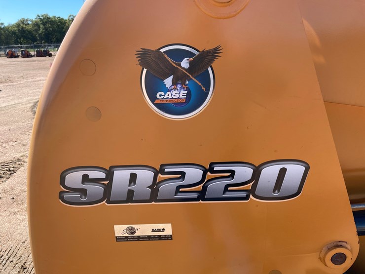 #1958-•-2014-case-sr220-skid-steer-image-30