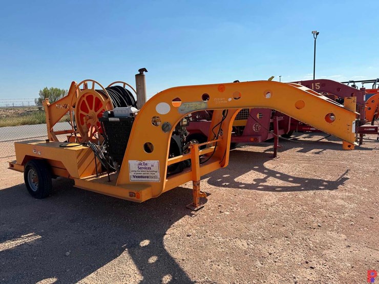 2012-caterpillar-c4.4-image-1