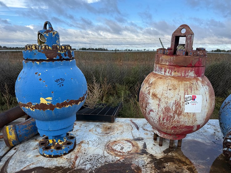 (2)-pulsation-dampeners-f/-mud-pumps-image-1