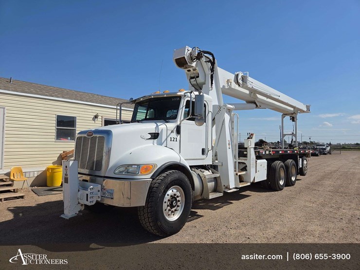 2006-peterbilt-335-image-1
