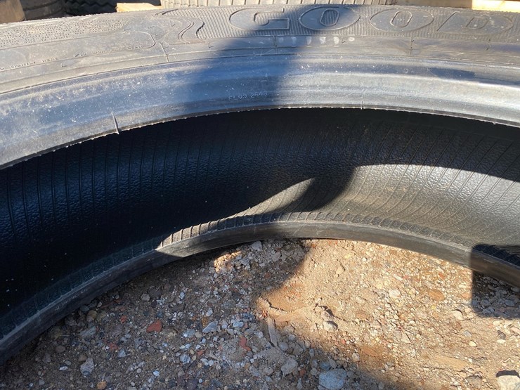 #6967-•-(1)-goodyear-g662-rsa-11r22.5-commercial-truck-tire-image-6
