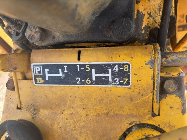 deere-300b-image-15