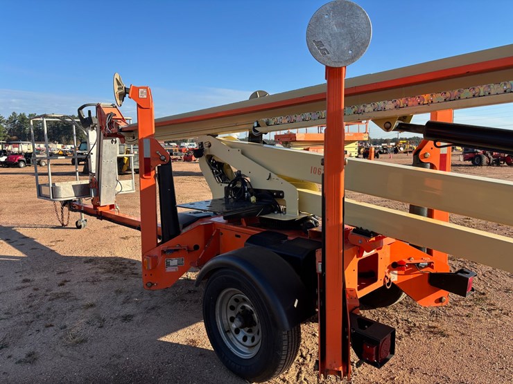 #1887-•-2017-jlg-t500j-towable-basket-lift-image-3