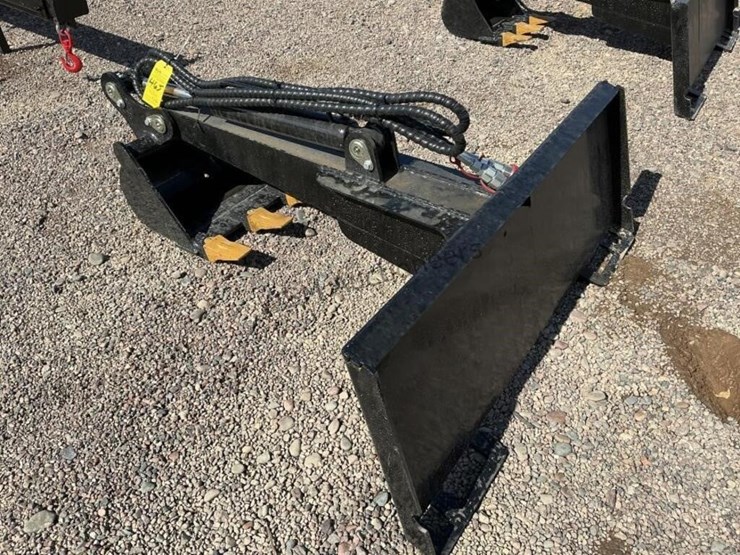 2026-giyi-backhoe-arm-for-skid-steer-image-4