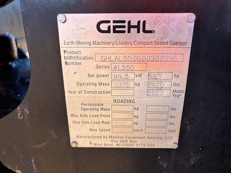 #1894-•-2023-gehl-al550-wheel-loader-image-42