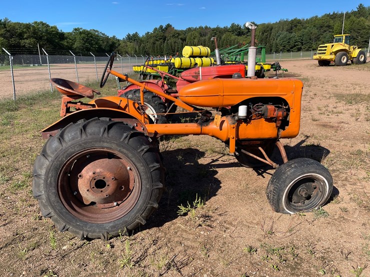 #1950-•-allis-chalmers-b-wide-tractor-image-7
