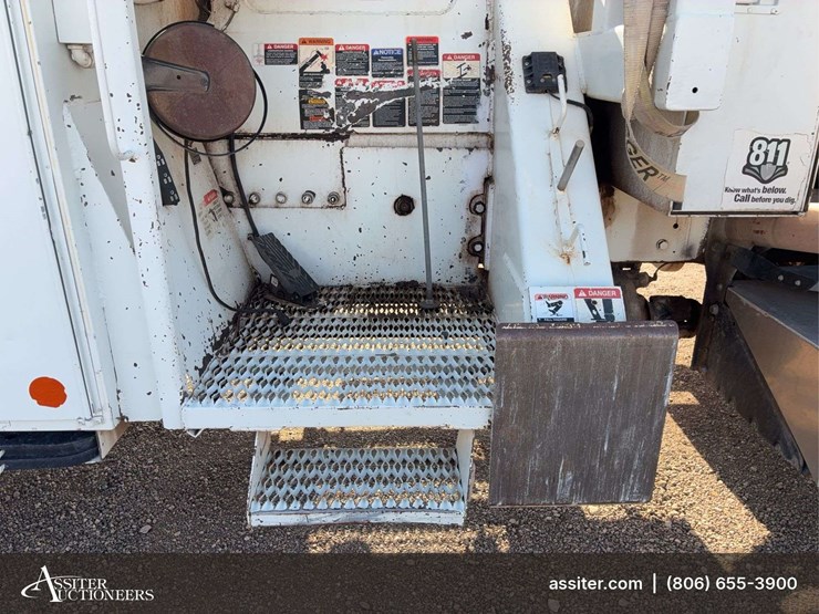 2009-international-workstar-7400-image-17
