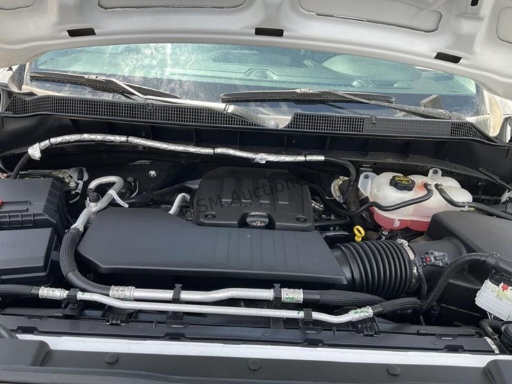 2025-chevrolet-silverado-1500-p/u-image-10