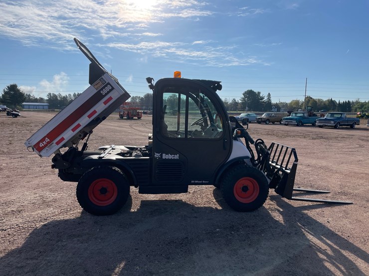 #1850-•-2019-bobcat-toolcat-5600-image-45