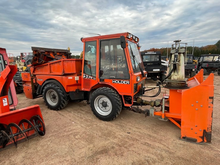 #1018-•-holder-c9.88h-articulated-tractor-with-snow-blower-image-30