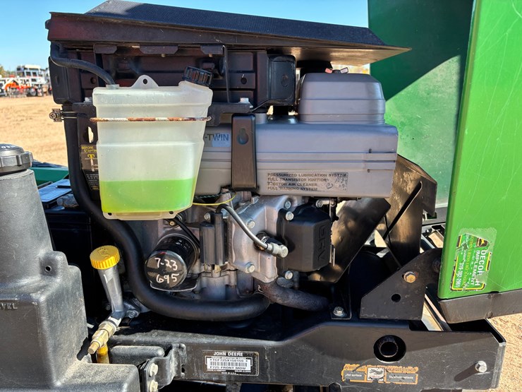 #1014-•-john-deere-f725-54"-lawn-mower-image-18