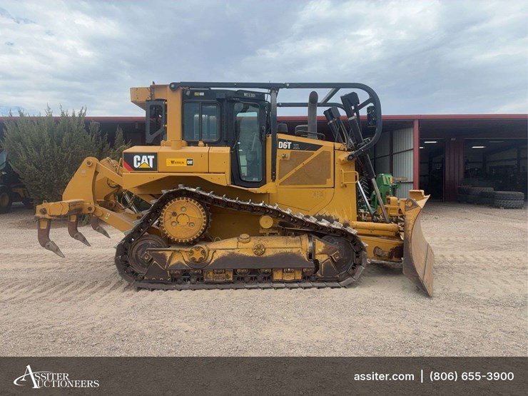 2015-caterpillar-d6t-xl-image-3