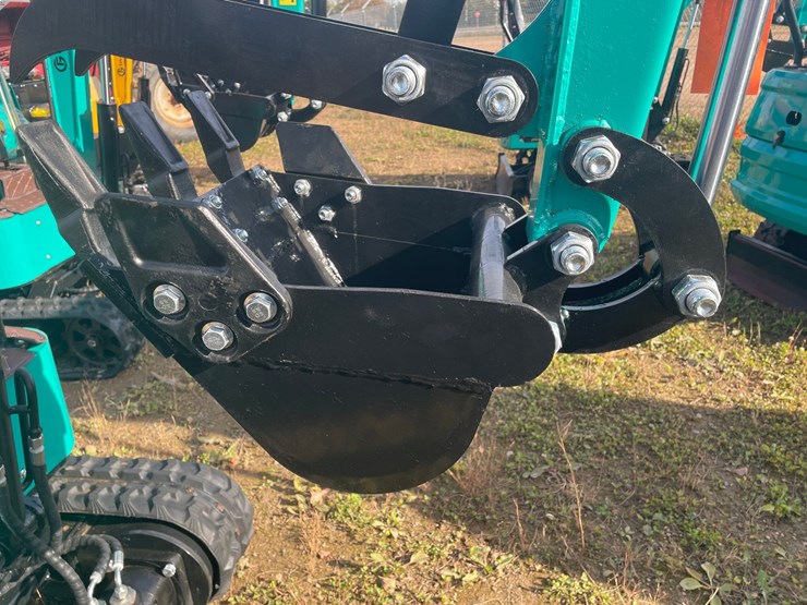 #3230-•-2026-cfg-h16r-mini-excavator-image-13