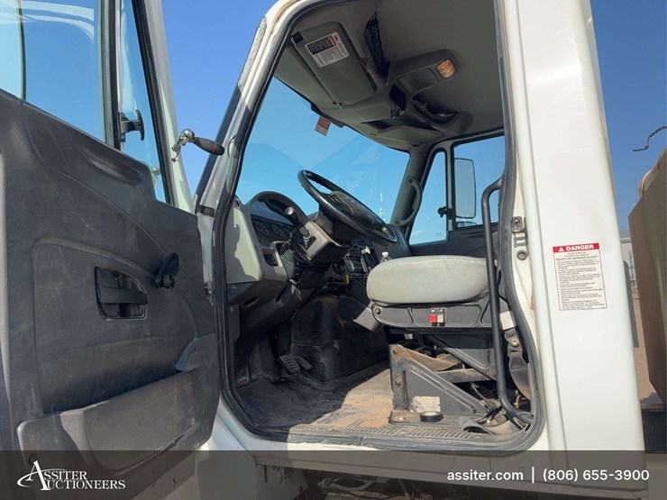2009-international-workstar-7400-image-34