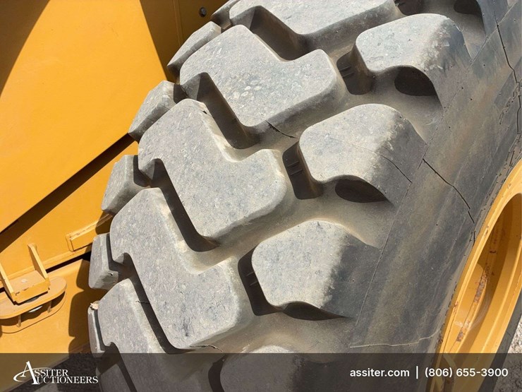 2012-caterpillar-950k-image-38