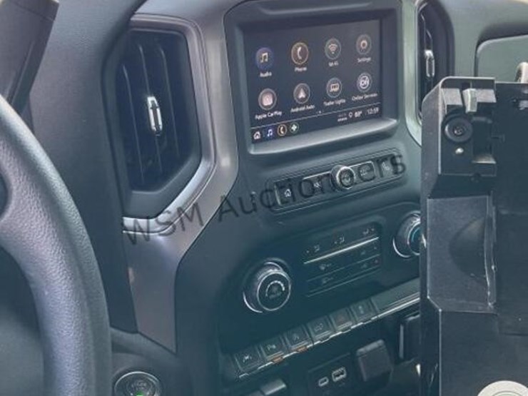 2025-chevrolet-silverado-1500-p/u-image-19