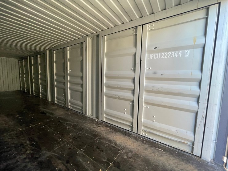 #3772-•-40'-high-cube-multi-door-shipping-container-image-8
