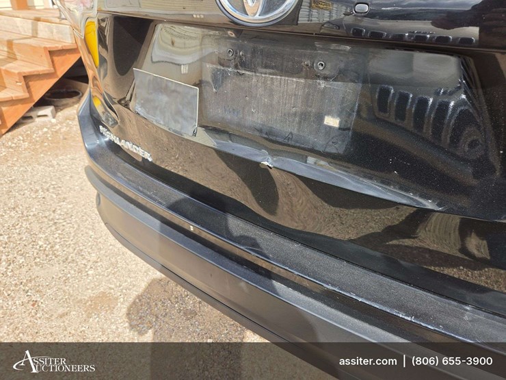 2015-toyota-highlander-xle-image-9
