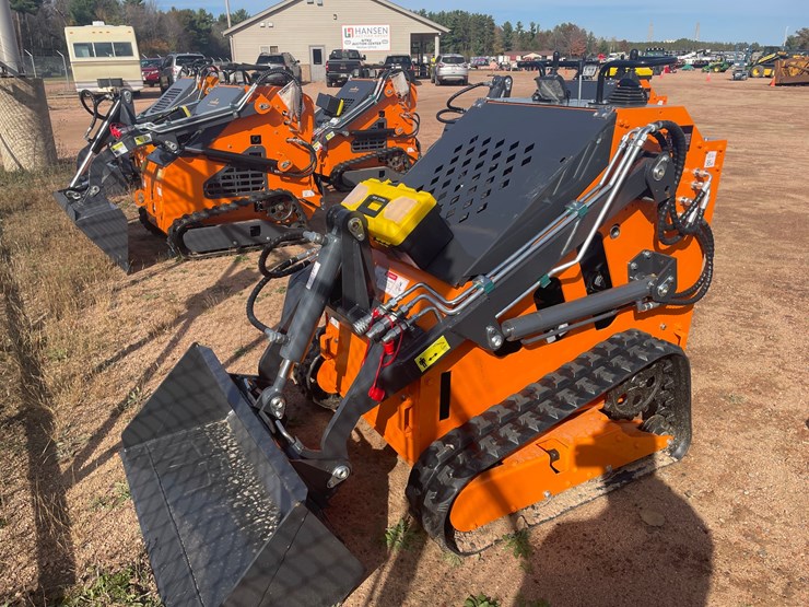 #3204-•-landhonor-mini-skid-steer-loader-t460s2-image-1