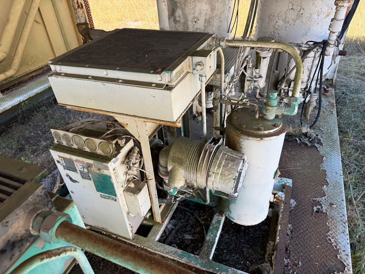 25’l-x-8’w-x-10’h-(3)-air-compressors-w/-air-volume-tanks,-skidded-image-7