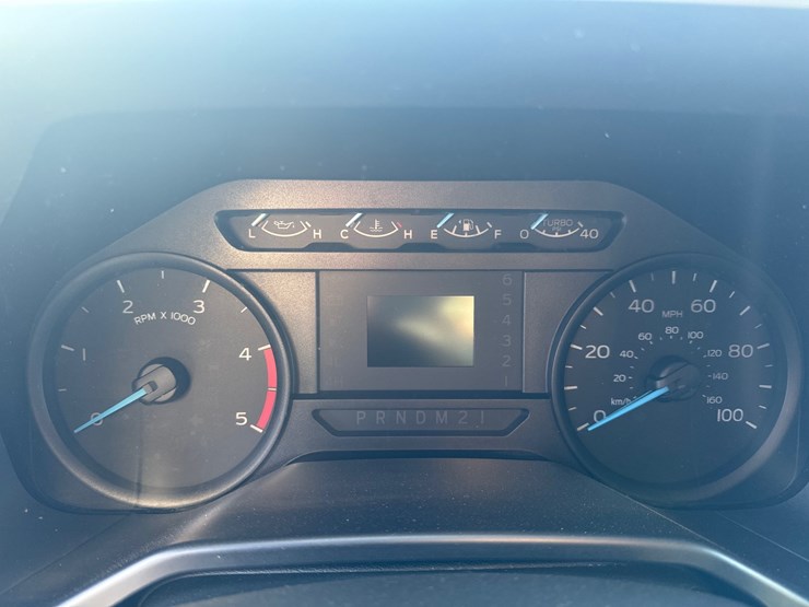 #6900-•-2017-ford-super-duty-xl-box-truck-(wi-title-in-delay)-image-19