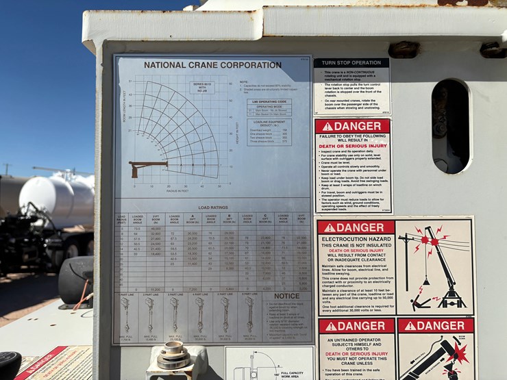 2012-western-star-4900fa-image-4