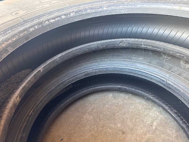 #6990-•-(2)-firestone-fs591-11r22.5-commercial-truck-tires-image-5