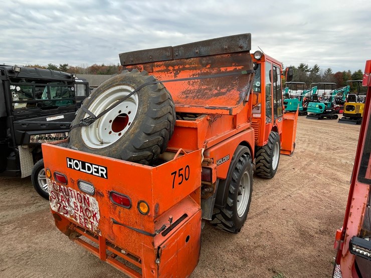 #1018-•-holder-c9.88h-articulated-tractor-with-snow-blower-image-31