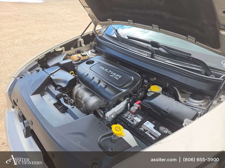 2015-jeep-cherokee-image-16